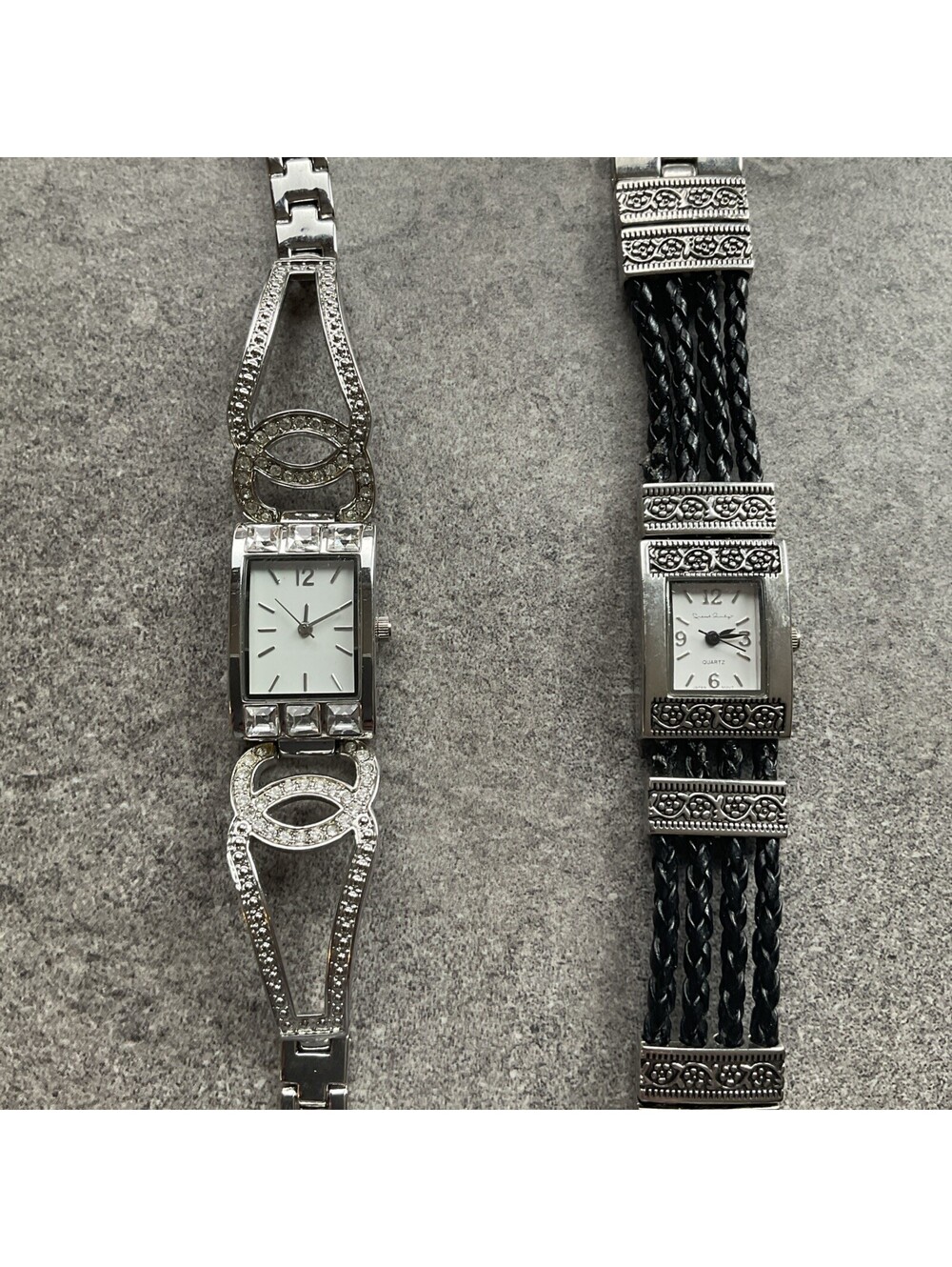 Beautiful Pair Of Vintage Womens Watch Both Watches Run Great In Nice Shape B-Q